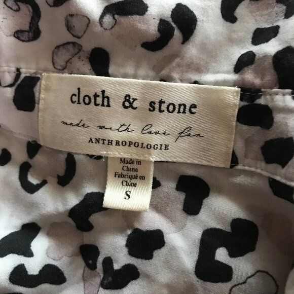 ANTHROPOLOGIE Animal Printed Button-down Shirt SMALL - Picture 5 of 10